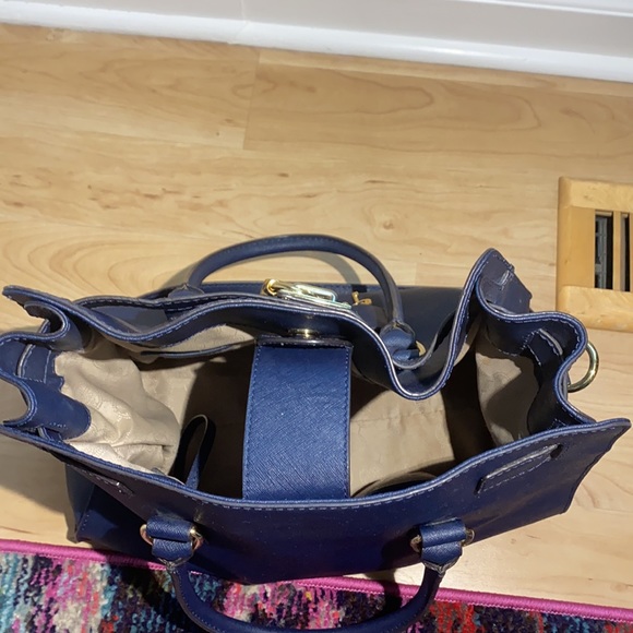 Navy Michael Kors Hamilton bag - Picture 5 of 8
